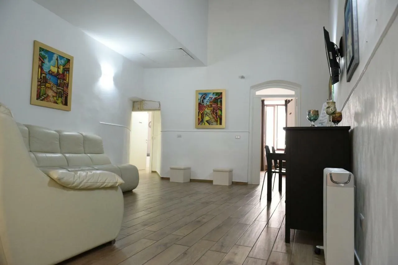 Sisters Residence Bari Italie